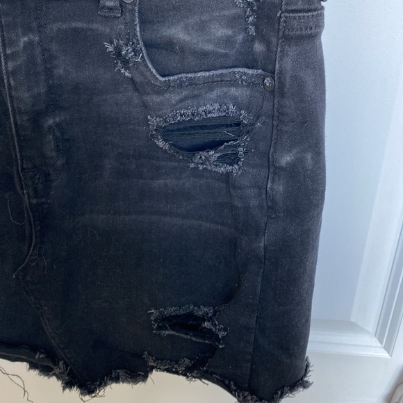 🖤Curvy Hi-Rise Mini - Picture 3 of 7